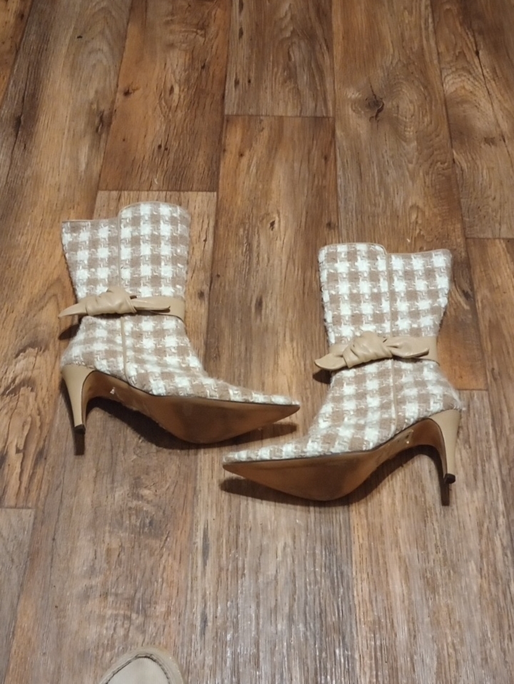 Plaid Cream Pointed-Toe Ankle Boots with Bow Accent